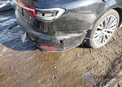 2019 Audi A8 L 55 z USA, uszkodzony, nr VIN WAU8DAF84KN012665